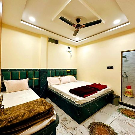 Hotel Shiv Gouri Palace اوجاين المظهر الخارجي الصورة