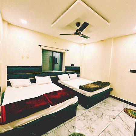 Hotel Shiv Gouri Palace اوجاين المظهر الخارجي الصورة